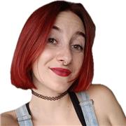 Profesora con grado en Filología catalana e inglesa ofrece clases particulares a niñxs y adultxs.